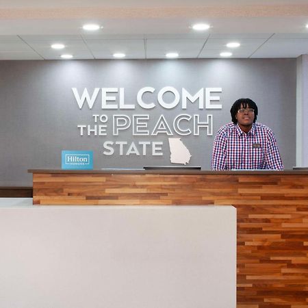 Hampton Inn & Suites-Atlanta Airport North-I-85 Hapeville Bagian luar foto
