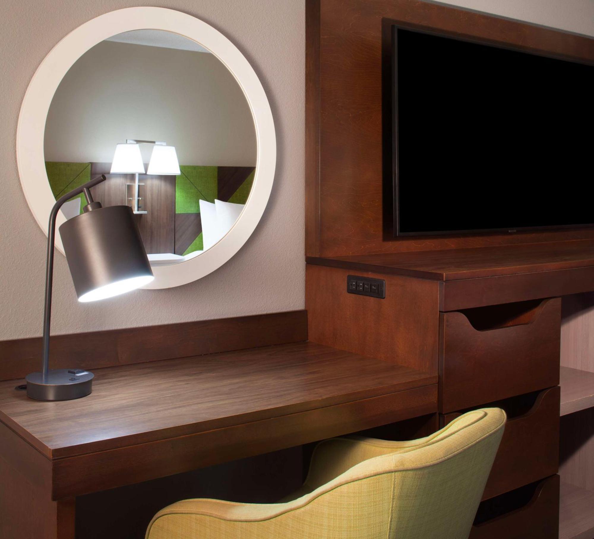Hampton Inn & Suites-Atlanta Airport North-I-85 Hapeville Bagian luar foto